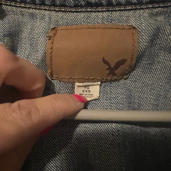 Distressed Jean jacket - Picture 2 of 3